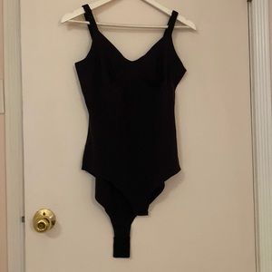 Knix Luxelift Bodysuit in black size 7+